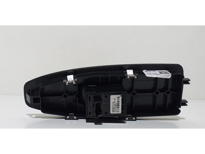 Recambio de mando elevalunas delantero derecho para bmw serie 1 lim. (f20) m135i xdrive referencia OEM IAM 9208107 60915 