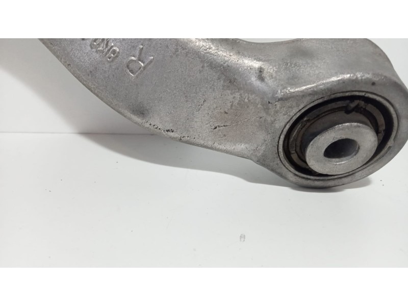 Recambio de brazo suspension superior trasero derecho para audi a5 coupe (8t) 2.0 tdi quattro referencia OEM IAM 8K0505324F 7451