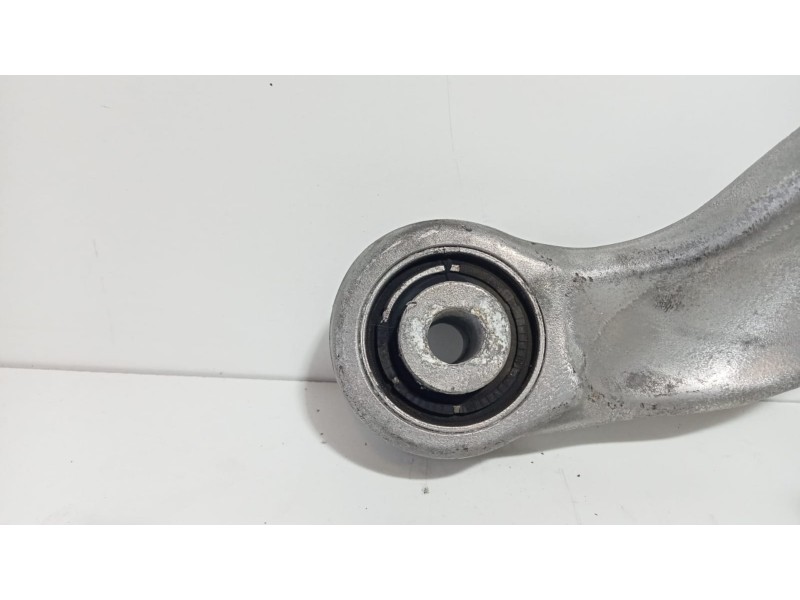 Recambio de brazo suspension superior trasero derecho para audi a5 coupe (8t) 2.0 tdi quattro referencia OEM IAM 8K0505324F 7451