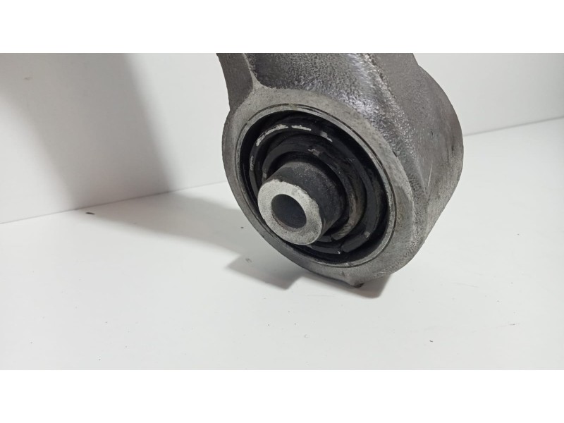 Recambio de brazo suspension inferior trasero izquierdo para audi a8 (4e2) 4.0 tdi quattro referencia OEM IAM 4E0511511F 74520 