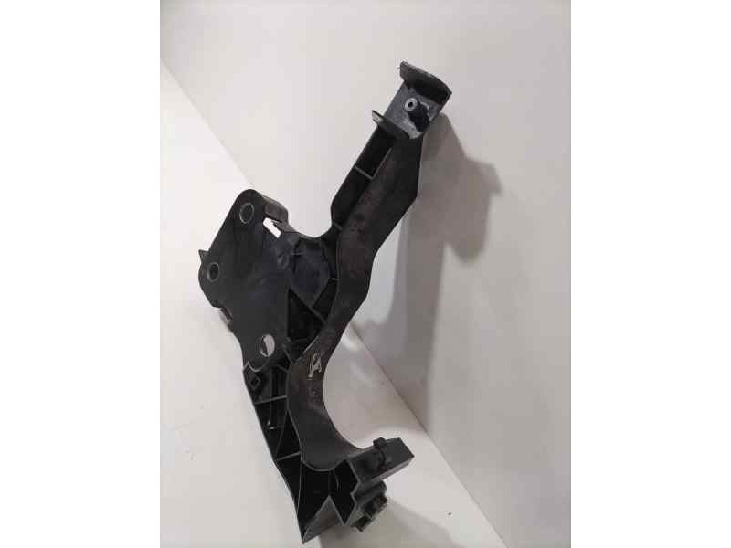 Recambio de soporte faro izquierdo para renault megane ii coupe/cabrio confort authentique referencia OEM IAM 8200137495 83894 