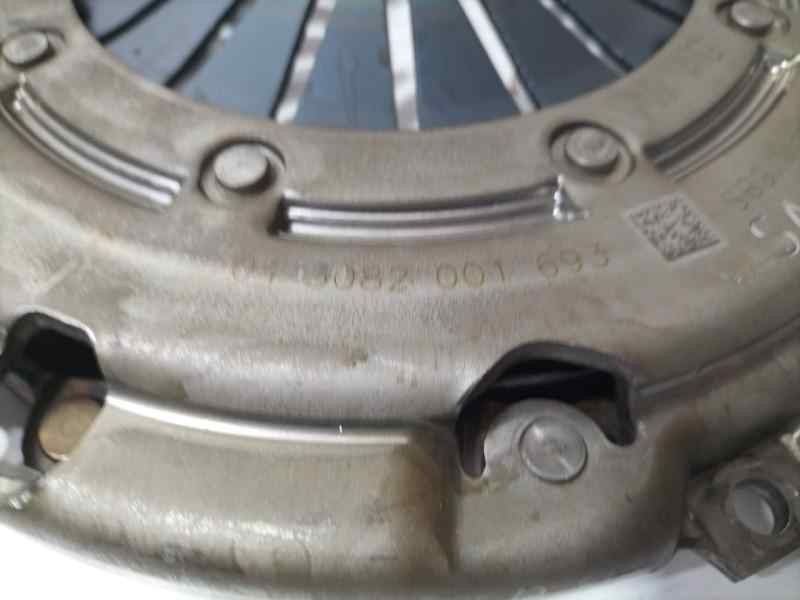 Recambio de volante motor para seat leon (5f1) reference referencia OEM IAM 04L105273 83899 