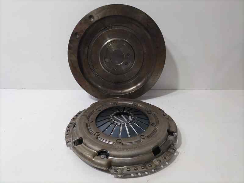 Recambio de volante motor para seat leon (5f1) reference referencia OEM IAM 04L105273 83899 