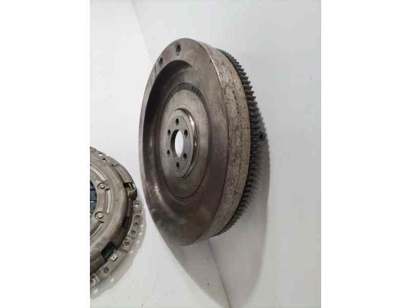 Recambio de volante motor para seat leon (5f1) reference referencia OEM IAM 04L105273 83899 