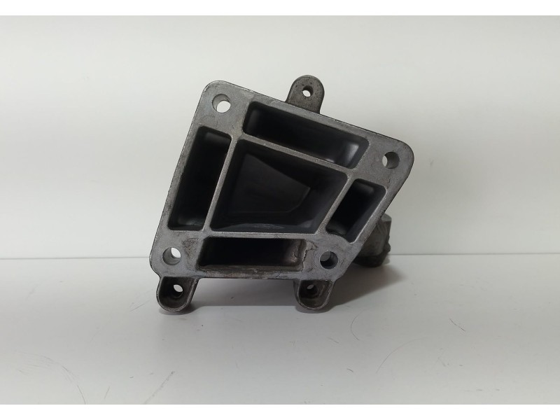 Recambio de soporte motor derecho para mercedes-benz clase r (w251) 320 cdi l (251.122) referencia OEM IAM A6422230304 77285 