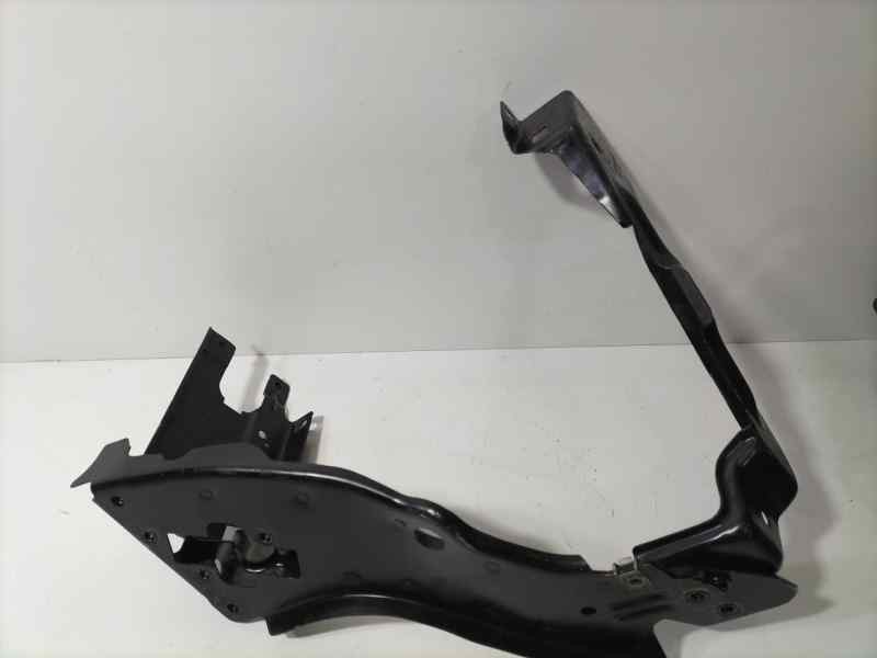 Recambio de soporte faro derecho para mercedes-benz clase e (w211) berlina e 200 cdi (211.004) referencia OEM IAM A2116260630 83