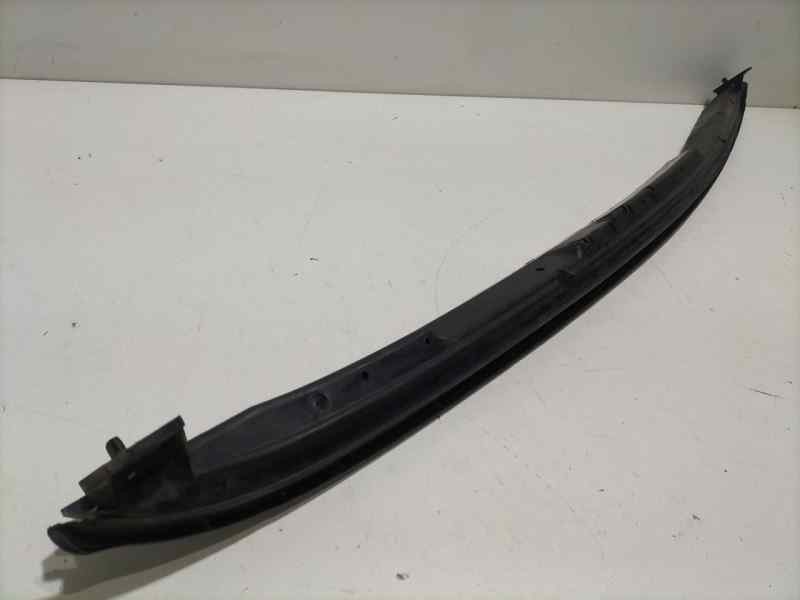 Recambio de molduras delanteras para peugeot 307 break / sw (s1) 2.0 hdi cat referencia OEM IAM 9647652080 81773 