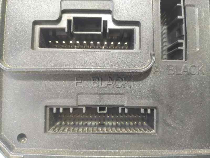 Recambio de modulo electronico para renault megane iii berlina 5 p expression referencia OEM IAM 284B15986R 86475 