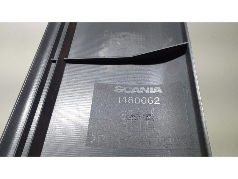 Recambio de molduras delanteras para scania serie p/g/r (l-clase) fg r620 (4x2) largo cr 19 topline referencia OEM IAM 1480662 6