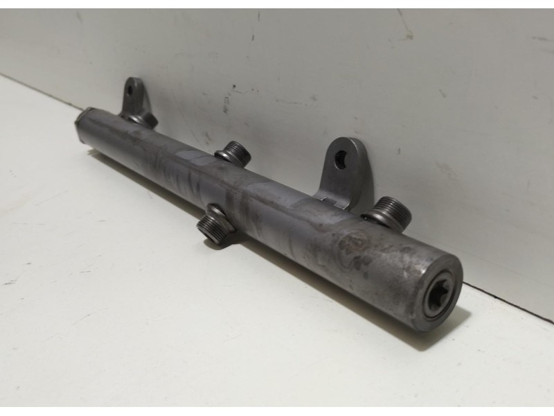 Recambio de rampa inyectora para mercedes-benz clase m (w164) 3.0 cdi cat referencia OEM IAM A6420700695 77262 R