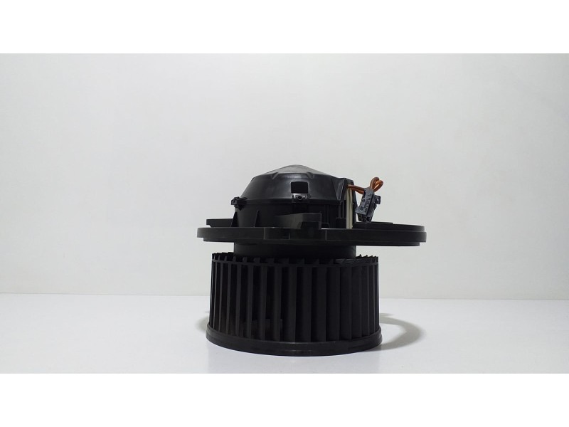 Recambio de motor calefaccion para bmw serie 1 lim. (f20) m135i xdrive referencia OEM IAM T903542A 61029 