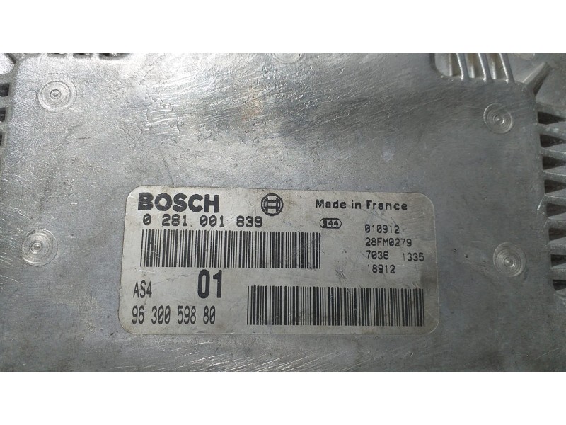 Recambio de centralita motor uce para citroën saxo 1.5 diesel referencia OEM IAM 9630059880 57350 