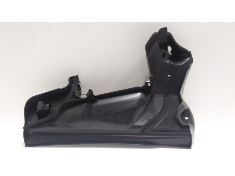 Recambio de molduras delanteras para bmw serie 3 touring (f31) 318d referencia OEM IAM 64119297729 49186 