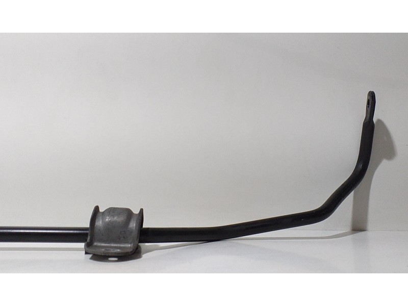 Recambio de barra estabilizadora trasera para bmw serie 1 lim. (f20) m135i xdrive referencia OEM IAM 6853475 61038 