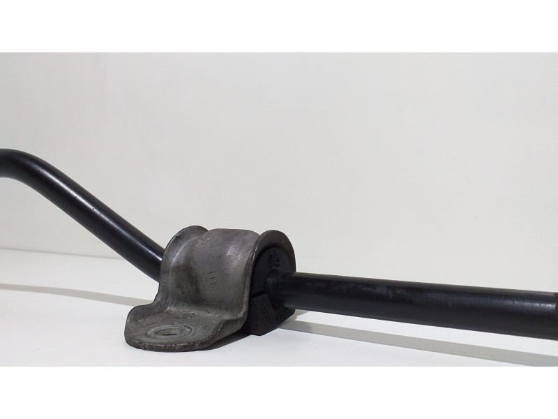 Recambio de barra estabilizadora trasera para bmw serie 1 lim. (f20) m135i xdrive referencia OEM IAM 6853475 61038 