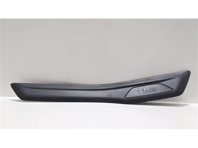 Recambio de molduras traseras para bmw serie 3 touring (f31) 318d referencia OEM IAM 51477263314 49194 