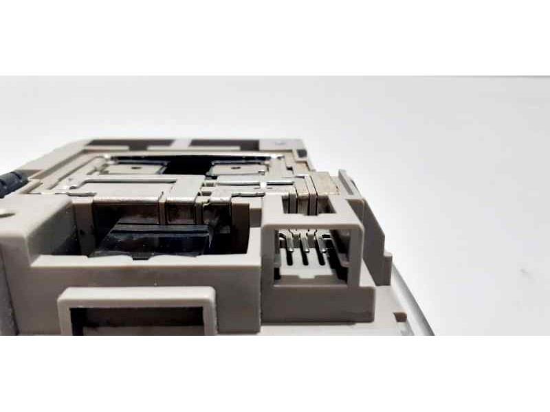 Recambio de luz interior para nissan x-trail (t31) xe referencia OEM IAM M9R/110 44504 