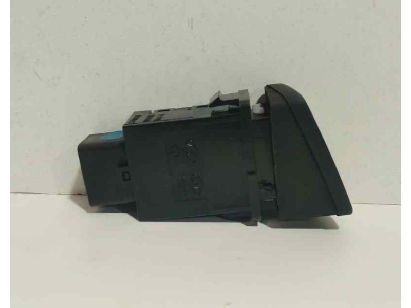 Recambio de intercooler para hyundai tucson (jm) 2.0 crdi style referencia OEM IAM 937102E001 81631 