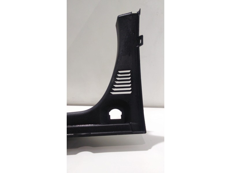 Recambio de guarnecido porton trasero para bmw serie 3 touring (f31) 318d referencia OEM IAM 51477221875 49201 