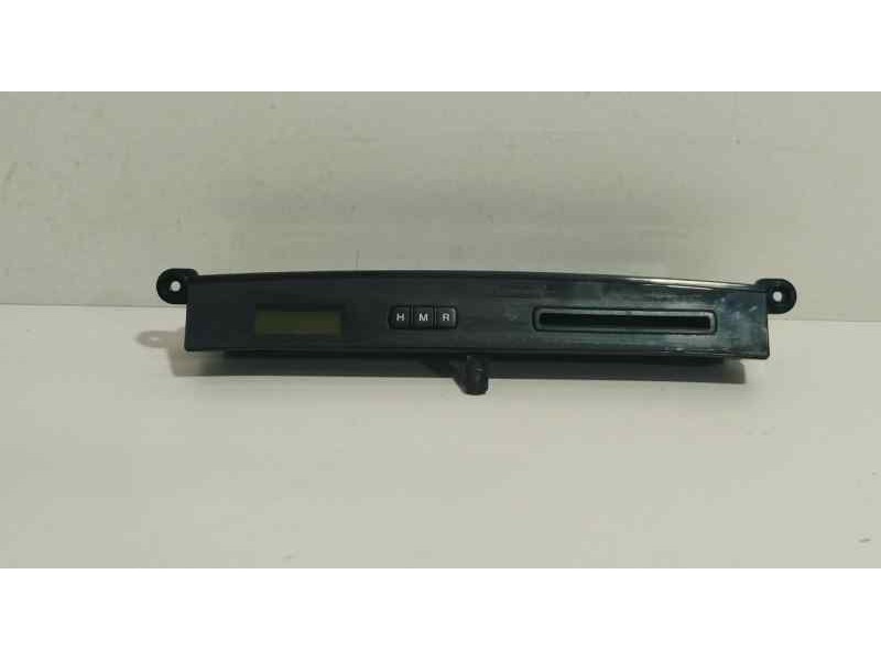 Recambio de pantalla multifuncion para hyundai tucson (jm) 2.0 crdi style referencia OEM IAM 945102E001 81633 