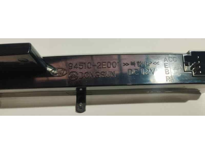 Recambio de pantalla multifuncion para hyundai tucson (jm) 2.0 crdi style referencia OEM IAM 945102E001 81633 