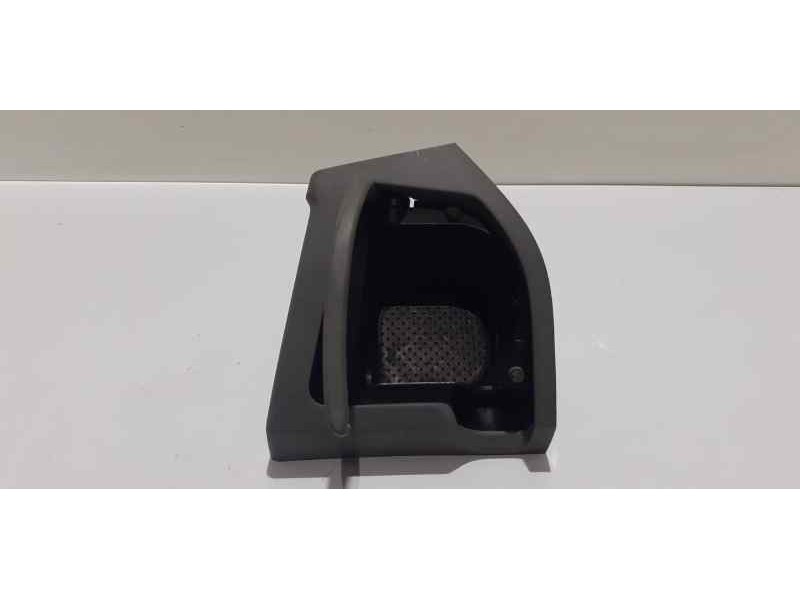 Recambio de moldura para nissan x-trail (t31) xe referencia OEM IAM 68431JG00A 44507 