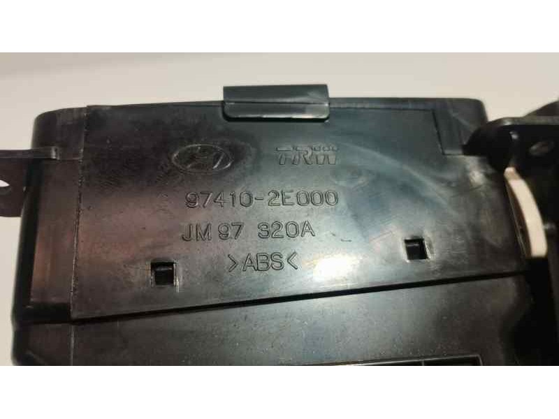 Recambio de rejilla aireadora para hyundai tucson (jm) 2.0 crdi style referencia OEM IAM 974102E000 81634 