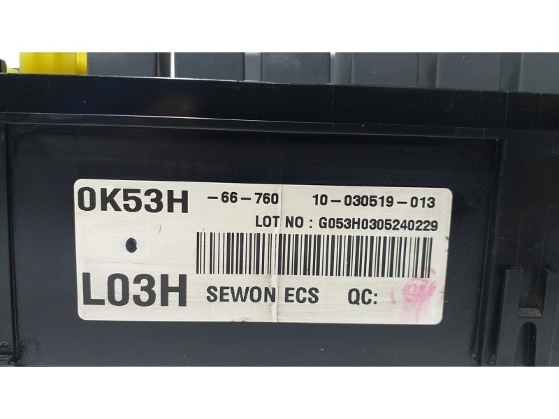 Recambio de caja reles / fusibles para kia carnival ii 2.9 cdri ex referencia OEM IAM OK53H66760 57431 