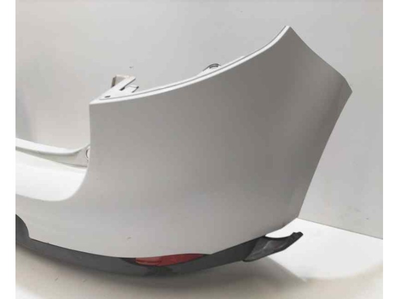 Recambio de paragolpes trasero para renault megane iii berlina 5 p expression referencia OEM IAM 850220009R 86497 