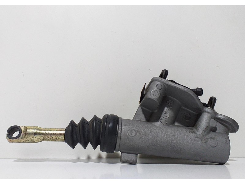 Recambio de bomba embrague para scania serie p/g/r (l-clase) fg r620 (4x2) largo cr 19 topline referencia OEM IAM 1800442 67812 