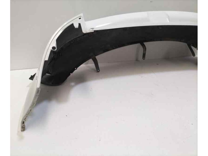Recambio de paragolpes trasero para renault megane iii berlina 5 p expression referencia OEM IAM 850220009R 86497 