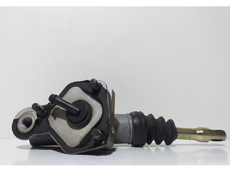 Recambio de bomba embrague para scania serie p/g/r (l-clase) fg r620 (4x2) largo cr 19 topline referencia OEM IAM 1800442 67812 