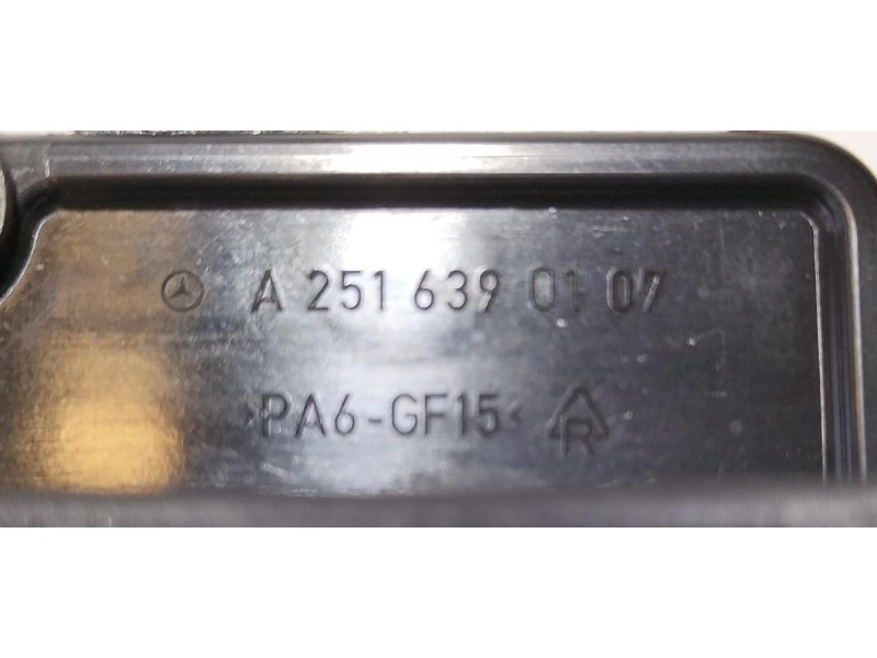 Recambio de tapa exterior combustible para mercedes-benz clase r (w251) 320 cdi l (251.122) referencia OEM IAM A2516390107 77341