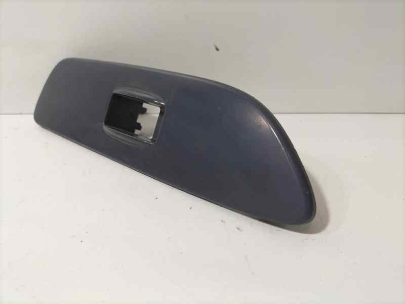 Recambio de molduras delanteras para toyota land cruiser (j9) td gx (5-ptas.) referencia OEM IAM 7423160330 83319 