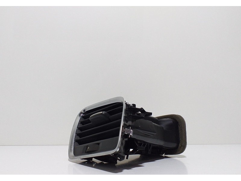 Recambio de rejilla aireadora para audi q3 (8u) 2.0 tfsi (155kw) ambition quattro referencia OEM IAM 8U1820902B 57470 