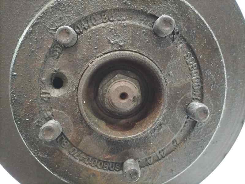 Recambio de mangueta trasera izquierda para land rover discovery (lt) td5 referencia OEM IAM 10P 83324 