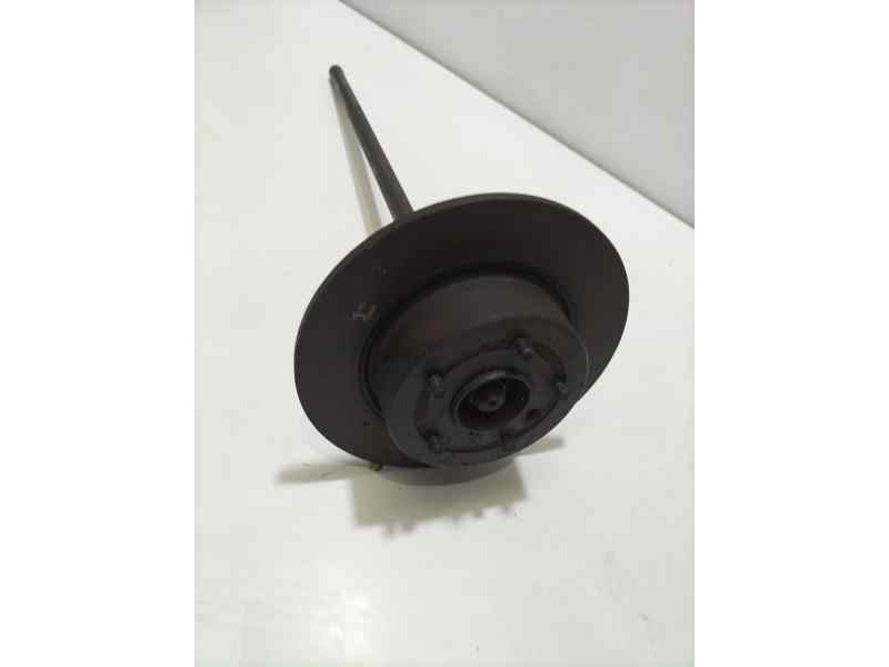 Recambio de mangueta trasera izquierda para land rover discovery (lt) td5 referencia OEM IAM 10P 83324 