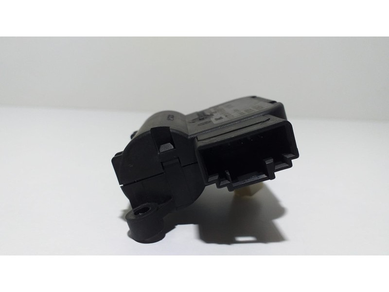 Recambio de motor apertura trampillas climatizador para audi q3 (8u) 2.0 tfsi (155kw) ambition quattro referencia OEM IAM 1K1907