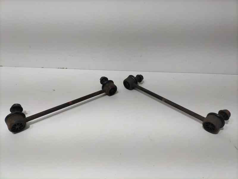 Recambio de bieleta estabilizadora delantera derecha para hyundai tucson (jm) 2.0 crdi style referencia OEM IAM D4EA 81792 