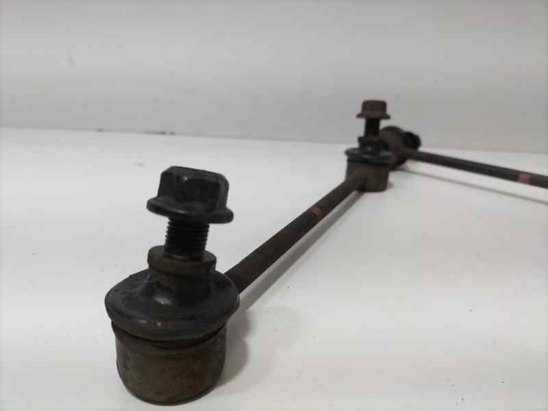 Recambio de bieleta estabilizadora delantera derecha para hyundai tucson (jm) 2.0 crdi style referencia OEM IAM D4EA 81792 