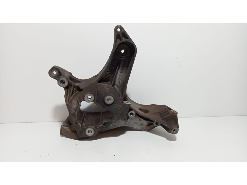 Recambio de soporte alternador para renault scenic (ja..) 1.9 dti diesel referencia OEM IAM 7700113577 74692 R