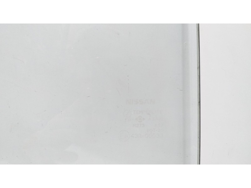 Recambio de luna trasera izquierda para nissan terrano (wd21) 2.7 td referencia OEM IAM TD27T 67845 