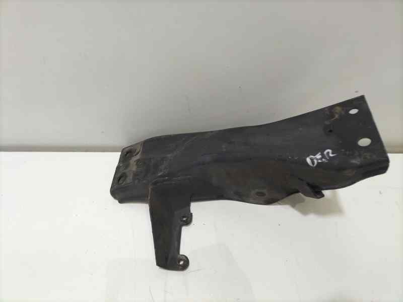 Recambio de soporte motor para hyundai h1 travel referencia OEM IAM D4CB 83331 R