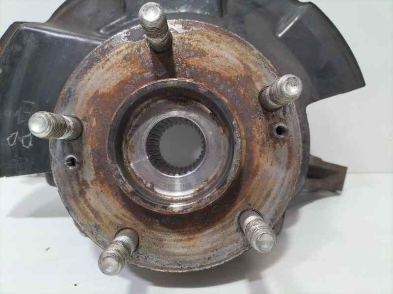 Recambio de mangueta delantera derecha para hyundai tucson (jm) 2.0 crdi style referencia OEM IAM D4EA 81795 