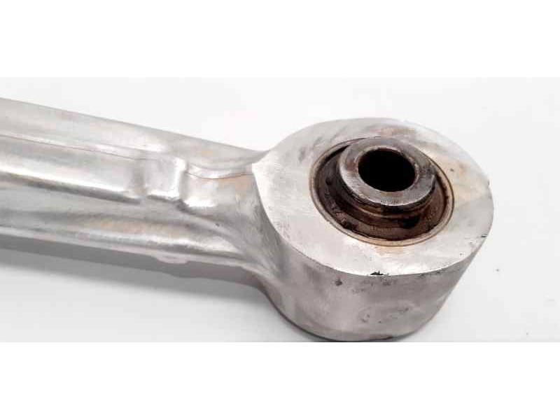 Recambio de brazo suspension superior trasero derecho para nissan x-trail (t31) xe referencia OEM IAM 55120JD000 44550 