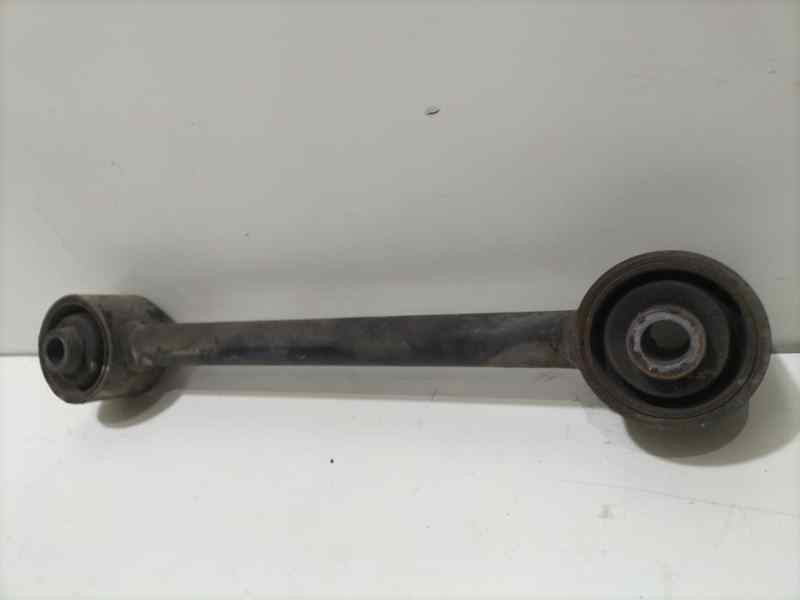 Recambio de tirante trasero izquierdo para hyundai h1 travel referencia OEM IAM D4CB 83333 R