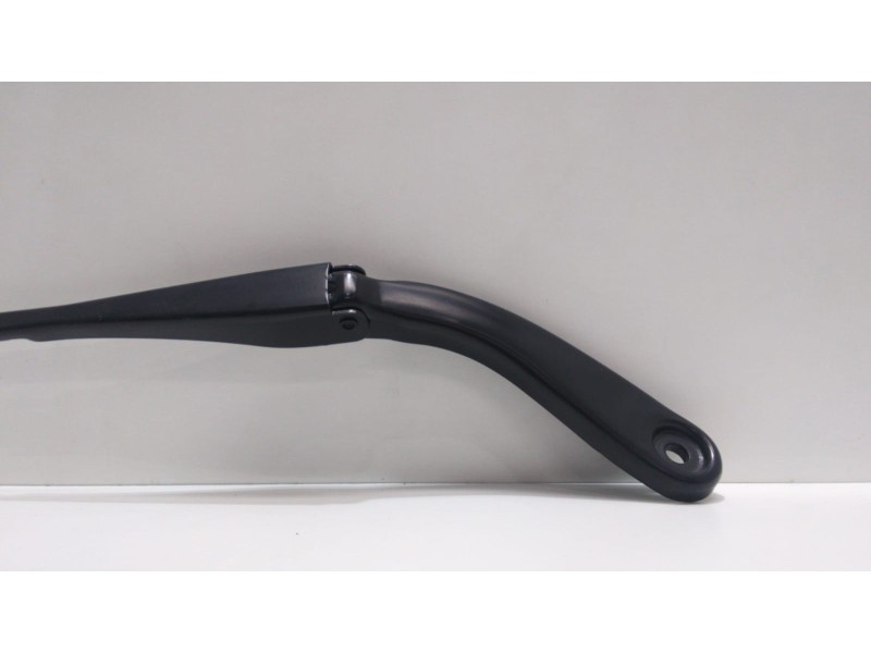 Recambio de brazo limpia delantero izquierdo para bmw serie 3 touring (f31) 318d referencia OEM IAM 61617260469 49233 