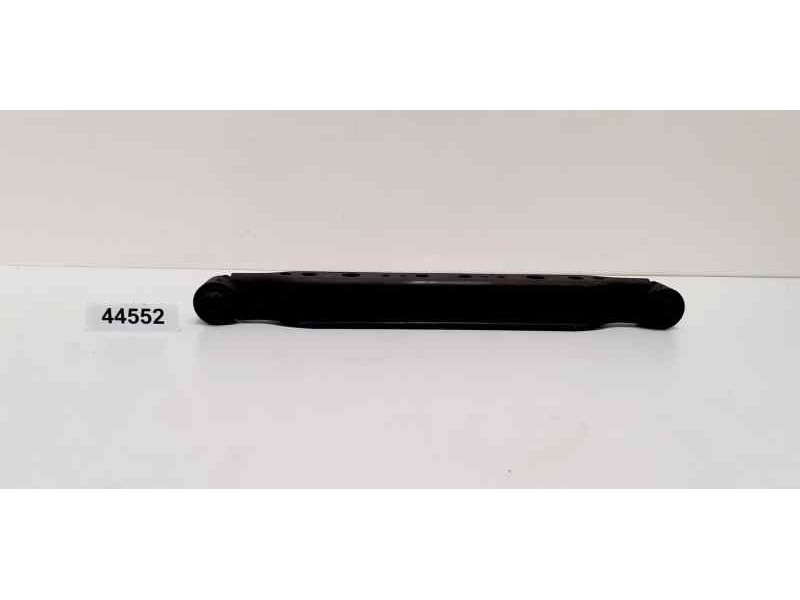 Recambio de brazo suspension inferior trasero derecho para nissan x-trail (t31) xe referencia OEM IAM 55110JG000 44552 