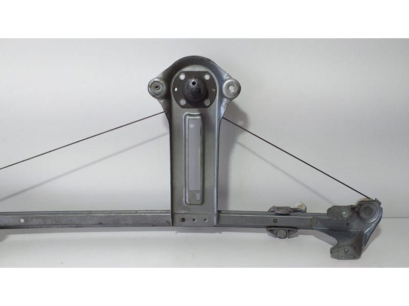 Recambio de elevalunas trasero derecho para opel zafira b 1.9 cdti referencia OEM IAM 13132228 74726 R