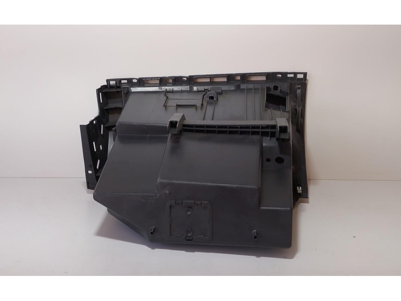 Recambio de guantera para renault clio iii 1.2 referencia OEM IAM 8200407712 77371 